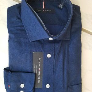 NWT//Tommy Hilfiger REGULAR FIT